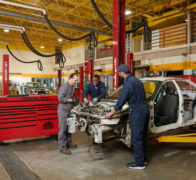 ਐਮਆਈਟੀਟੀ ਆਟੋਮੋਟਿਵ ਸਰਵਿਸ ਟੈਕਨੀਸ਼ੀਅਨ ਪ੍ਰੋਗਰਾਮ