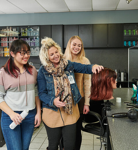 Instructor in the MITT hairstyling program